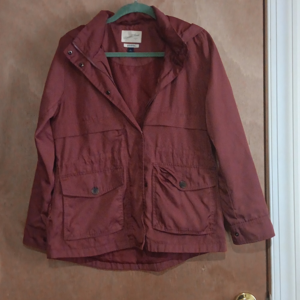 Universal Thread Women Red Nylon Utility Jacket in Size Small